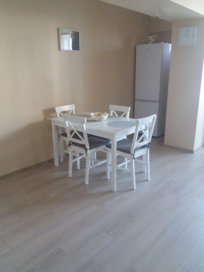 Juli'S Apartment Oradea Extérieur photo